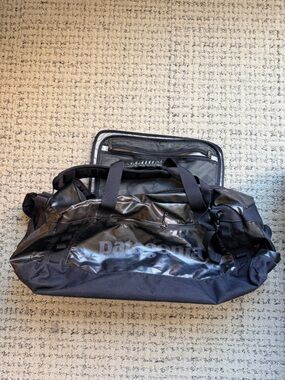 Patagonia Blackhole 40L Duffel Black